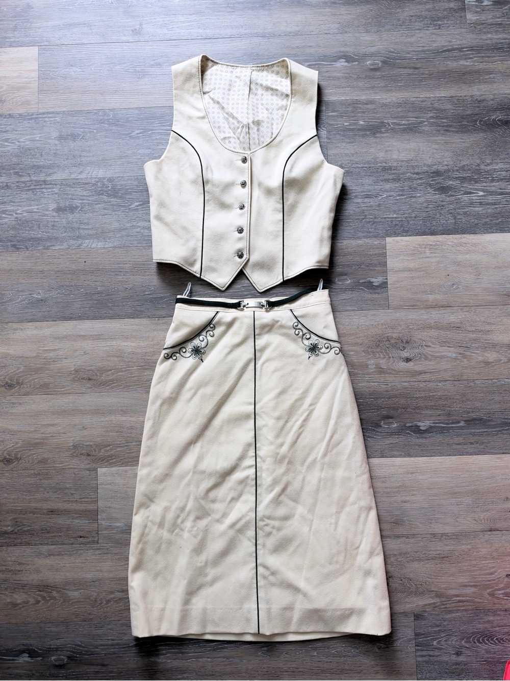 Vintage Tiroler Loden Wool Vest Skirt Set Cream Green Trachten Austria Size 36